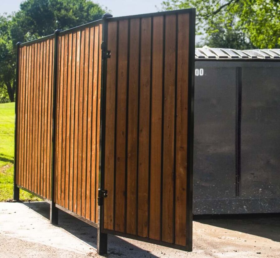 Wood screen enclosure built on a commercial site